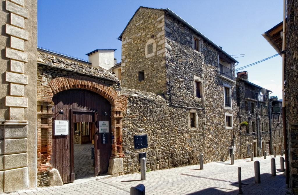 Alberg Anna Maria Janer Llivia Bagian luar foto